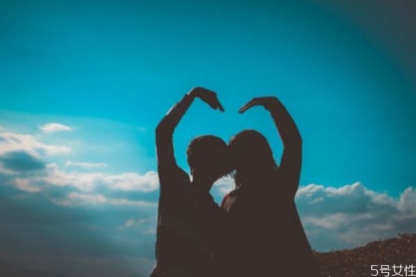 出軌后復(fù)合能過(guò)得好嗎 出軌了必須選擇離婚嗎 出軌后復(fù)合能過(guò)得好嗎 出軌了必須選擇離婚嗎