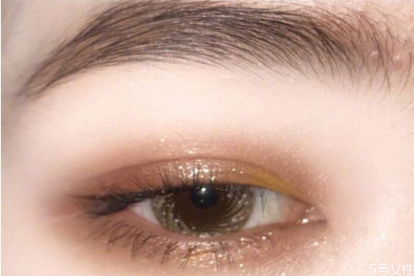 眼妝怎么畫可以顯得溫柔 溫柔的眼妝教程 眼妝怎么畫可以顯得溫柔 溫柔的眼妝教程