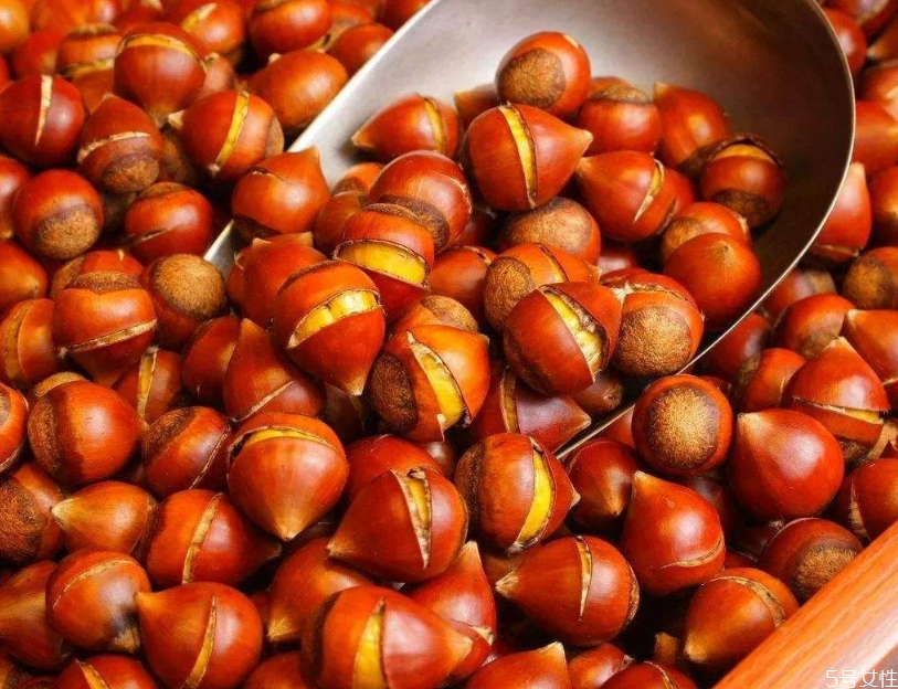 生栗子長(zhǎng)毛了怎么辦 生栗子放冷藏還是冷凍 生栗子長(zhǎng)毛了怎么辦 生栗子放冷藏還是冷凍