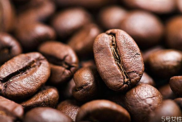 新鮮的咖啡豆是什么樣子 如何判斷咖啡豆是否新鮮 新鮮的咖啡豆是什么樣子 如何判斷咖啡豆是否新鮮