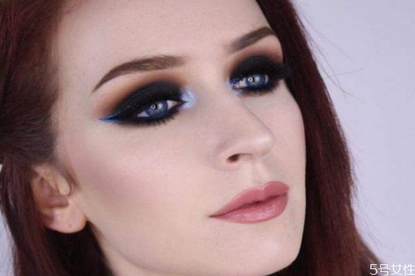 煙熏妝怎么畫才好看 單眼皮怎么畫煙熏妝好看 煙熏妝怎么畫才好看 單眼皮怎么畫煙熏妝好看