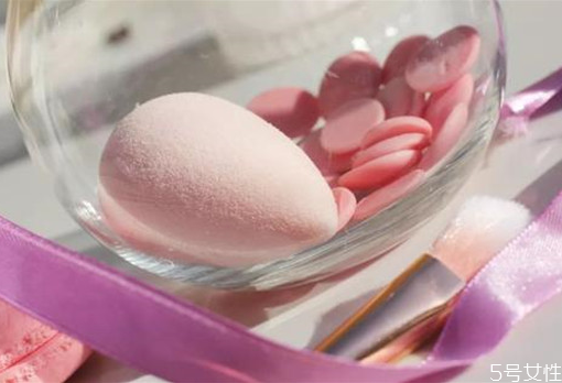 用過(guò)的美妝蛋第二天怎么用 美妝蛋如何放置 用過(guò)的美妝蛋第二天怎么用 美妝蛋如何放置