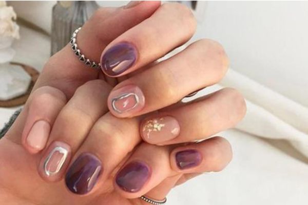 貼甲片的膠水怎么溶解 美甲沒(méi)有解膠劑怎么卸甲片