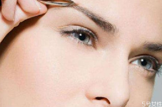眉形怎么改 改眉形一定要洗眉嗎 眉形怎么改 改眉形一定要洗眉嗎
