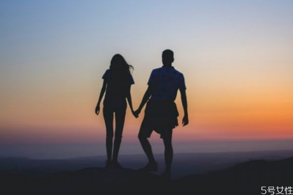 男朋友說(shuō)想靜靜意味著什么 男友說(shuō)冷靜后會(huì)和好嗎 男朋友說(shuō)想靜靜意味著什么 男友說(shuō)冷靜后會(huì)和好嗎