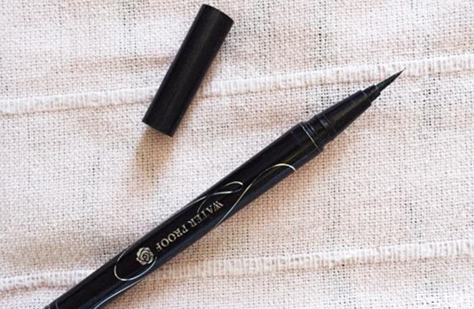 kissme日版和國(guó)產(chǎn)區(qū)別 kissme眼線筆真假鑒別 kissme日版和國(guó)產(chǎn)區(qū)別 kissme眼線筆真假鑒別