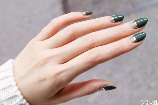 指甲怎么涂好看步驟 正確涂甲油的步驟 指甲怎么涂好看步驟 正確涂甲油的步驟