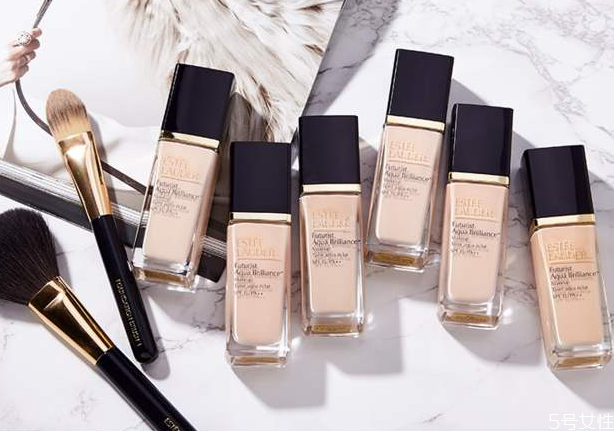 雅詩蘭黛沁水粉底液適合什么膚質(zhì) 雅詩蘭黛沁水粉底液保質(zhì)期 雅詩蘭黛沁水粉底液適合什么膚質(zhì) 雅詩蘭黛沁水粉底液保質(zhì)期