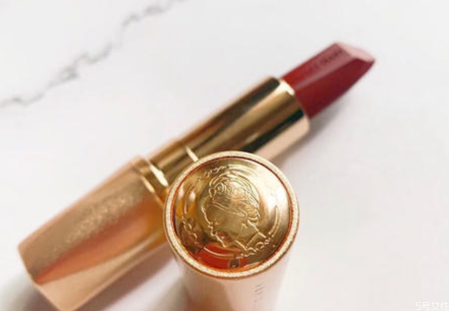 完美日記小粉鉆和小金鉆區(qū)別 完美日記小金鉆價(jià)格 完美日記小粉鉆和小金鉆區(qū)別 完美日記小金鉆價(jià)格