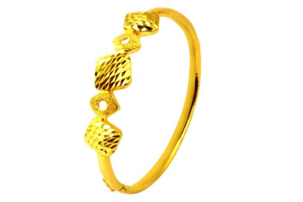 黃金用什么洗 黃金首飾多久洗一次 黃金用什么洗 黃金首飾多久洗一次