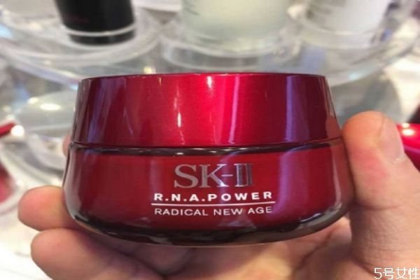 skii眼霜好用嗎 skii眼霜和雅詩蘭黛哪個好 skii眼霜好用嗎 skii眼霜和雅詩蘭黛哪個好