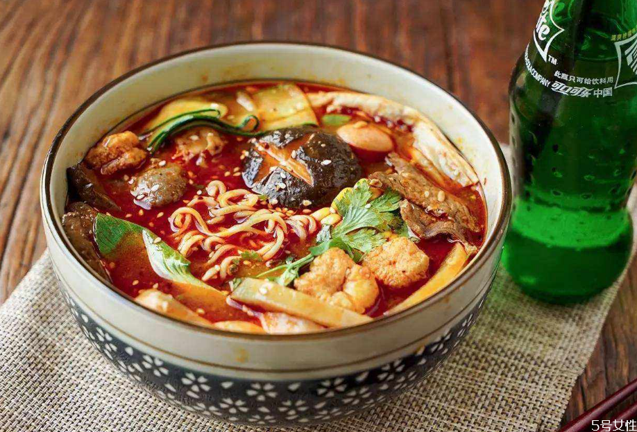 麻辣燙可以用火鍋底料嗎 麻辣燙底料怎么做 麻辣燙可以用火鍋底料嗎 麻辣燙底料怎么做