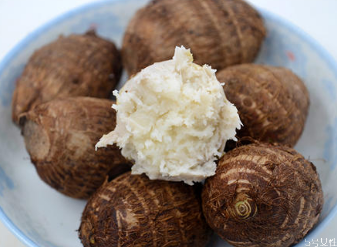 芋頭蒸不軟是怎么回事 蒸芋頭用冷水還是熱水 芋頭蒸不軟是怎么回事 蒸芋頭用冷水還是熱水