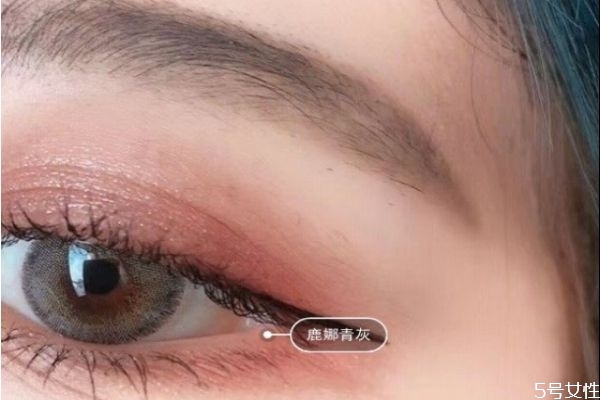 戴隱形眼鏡可以哭嗎 為什么戴美瞳總是眨眼 戴隱形眼鏡可以哭嗎 為什么戴美瞳總是眨眼