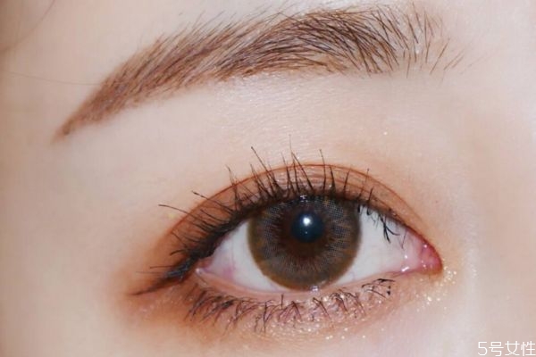 戴美瞳老是眨眼怎么辦 美瞳滑片一般會滑到哪 戴美瞳老是眨眼怎么辦 美瞳滑片一般會滑到哪