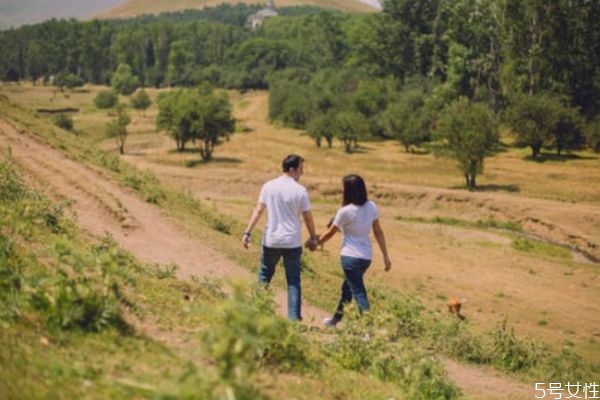 如何擊退老公曖昧對象 已婚男人保護(hù)情人的做法 如何擊退老公曖昧對象 已婚男人保護(hù)情人的做法