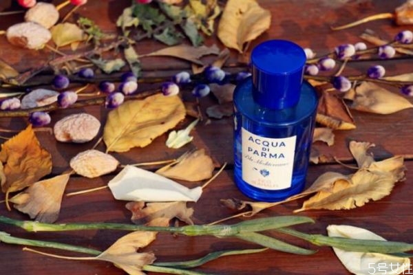 香水放一段時(shí)間后渾濁還能用嗎 香水變味怎么恢復(fù) 香水放一段時(shí)間后渾濁還能用嗎 香水變味怎么恢復(fù)