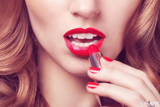 口紅疊涂原則 口紅疊涂顏色推薦 口紅疊涂原則 口紅疊涂顏色推薦