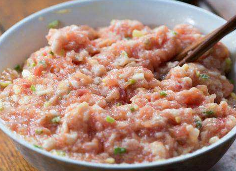 餃子餡要不要炒熟 餃子餡炒熟會不會更香 餃子餡要不要炒熟 餃子餡炒熟會不會更香