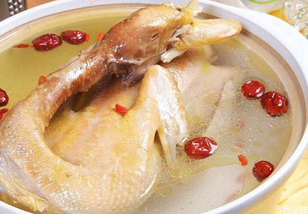 老鴨湯怎么去除腥味 老鴨湯怎么燉好喝又營養(yǎng) 老鴨湯怎么去除腥味 老鴨湯怎么燉好喝又營養(yǎng)