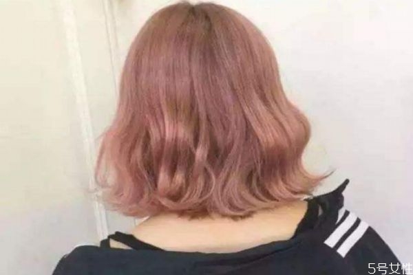 染發(fā)頭皮染上色怎么辦 染發(fā)沒有上色怎么辦 染發(fā)頭皮染上色怎么辦 染發(fā)沒有上色怎么辦