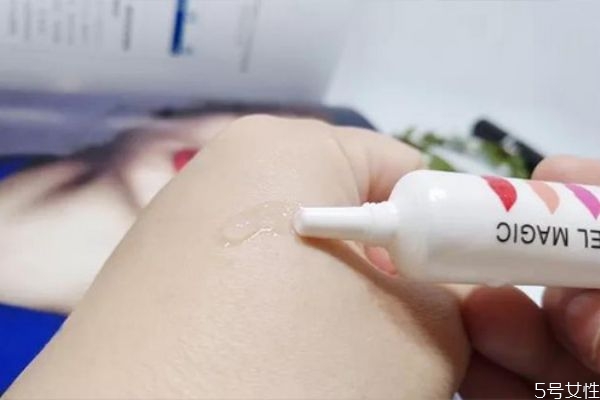 口紅雨衣有危害嗎 哪個(gè)口紅雨衣最好用 口紅雨衣有危害嗎 哪個(gè)口紅雨衣最好用