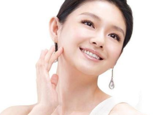怎么美白脖子 脖子美白用什么 怎么美白脖子 脖子美白用什么