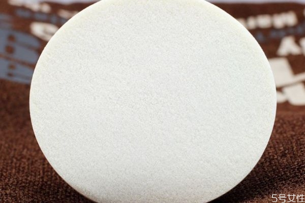 海綿粉撲怎樣才能用的久 海綿蛋粉撲應(yīng)該怎么用 海綿粉撲怎樣才能用的久 海綿蛋粉撲應(yīng)該怎么用