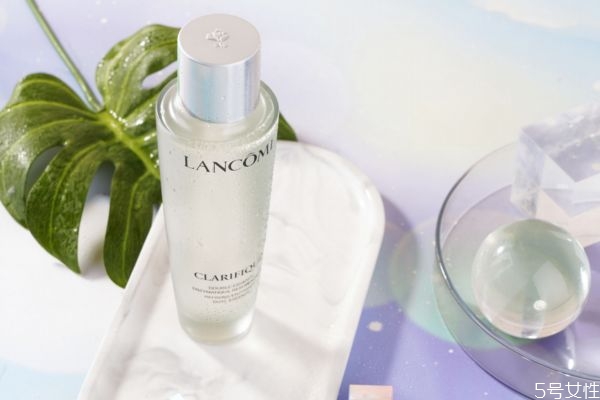 蘭蔻極光水怎么用 蘭蔻極光水搭配什么乳液 蘭蔻極光水怎么用 蘭蔻極光水搭配什么乳液