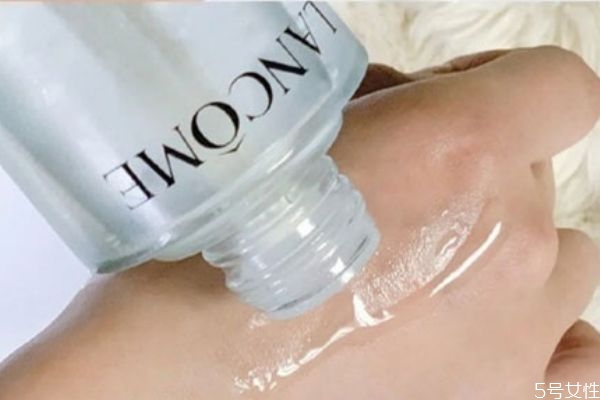 蘭蔻極光水的優(yōu)點(diǎn)有哪些 蘭蔻極光水評(píng)價(jià) 蘭蔻極光水的優(yōu)點(diǎn)有哪些 蘭蔻極光水評(píng)價(jià)