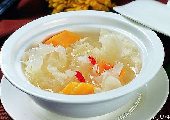 銀耳脆脆的是沒煮熟嗎 銀耳燉久了還有營養(yǎng)嗎 銀耳脆脆的是沒煮熟嗎 銀耳燉久了還有營養(yǎng)嗎