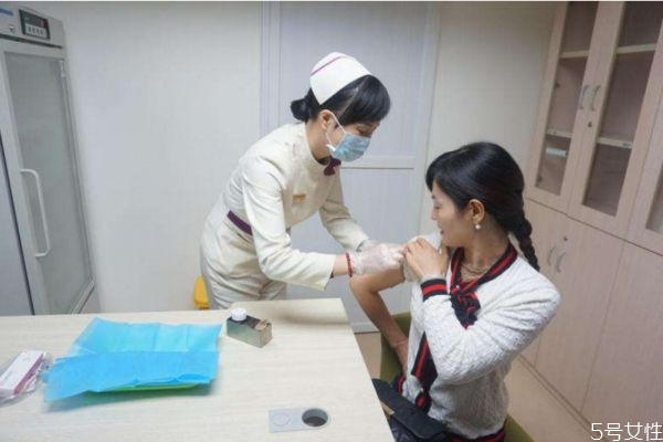 宮頸癌疫苗不是處女可以打嗎 有性行為打九價有效嗎 宮頸癌疫苗不是處女可以打嗎 有性行為打九價有效嗎