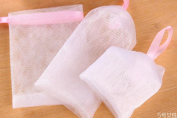 起泡網(wǎng)用完怎么處理 起泡網(wǎng)需要每次清洗嗎 起泡網(wǎng)用完怎么處理 起泡網(wǎng)需要每次清洗嗎