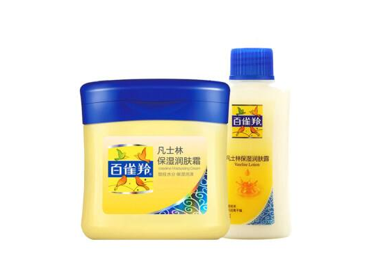 凡士林潤(rùn)膚霜能擦臉嗎 凡士林潤(rùn)膚霜可以祛痘印嗎 凡士林潤(rùn)膚霜能擦臉嗎 凡士林潤(rùn)膚霜可以祛痘印嗎