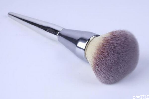 化妝刷第一次怎么清洗 化妝刷清洗要點(diǎn) 化妝刷第一次怎么清洗 化妝刷清洗要點(diǎn)