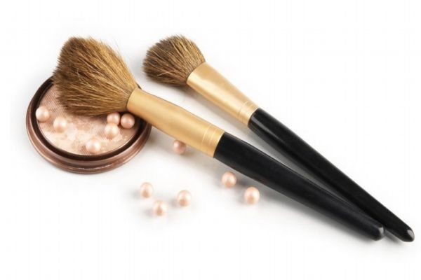 化妝刷有沒有保質(zhì)期 化妝刷是越扎實(shí)蓬松越好嗎 化妝刷有沒有保質(zhì)期 化妝刷是越扎實(shí)蓬松越好嗎