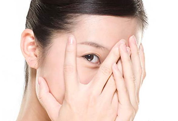 以油溶油去黑頭靠譜嗎 以油溶油的原理是什么 以油溶油去黑頭靠譜嗎 以油溶油的原理是什么