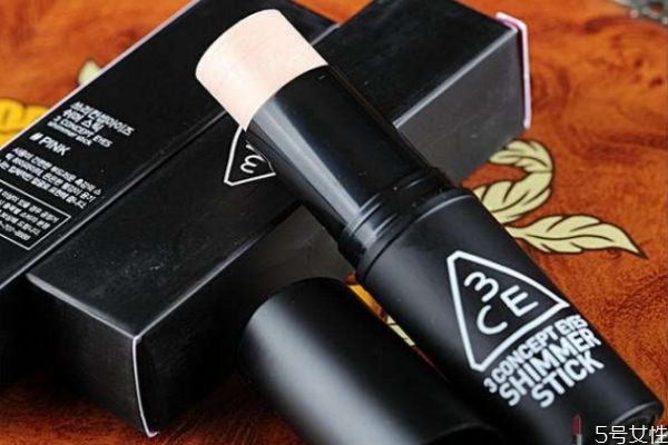 高光棒沒了用什么代替 高光棒有什么用 高光棒沒了用什么代替 高光棒有什么用