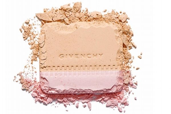 粉餅什么時(shí)候用才正確 粉餅怎樣換上替換裝 粉餅什么時(shí)候用才正確 粉餅怎樣換上替換裝