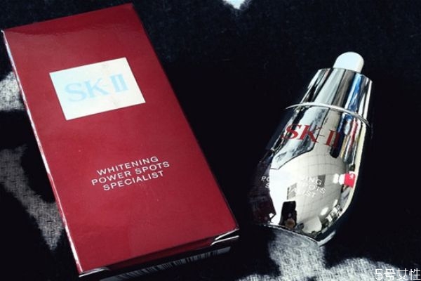 skii小燈泡美白精華價(jià)格 sk2小燈泡美白怎么樣 skii小燈泡美白精華價(jià)格 sk2小燈泡美白怎么樣