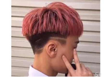 男生碎蓋頭發(fā)型需要燙嗎 男生碎蓋頭要留多長(zhǎng)頭發(fā) 男生碎蓋頭發(fā)型需要燙嗎 男生碎蓋頭要留多長(zhǎng)頭發(fā)