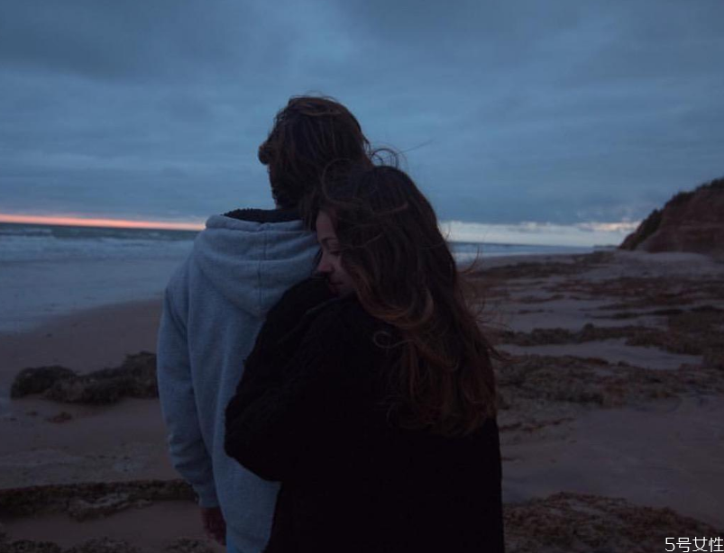 曖昧期后怎么緩解尷尬 如何優(yōu)雅地從曖昧中抽身 曖昧期后怎么緩解尷尬 如何優(yōu)雅地從曖昧中抽身