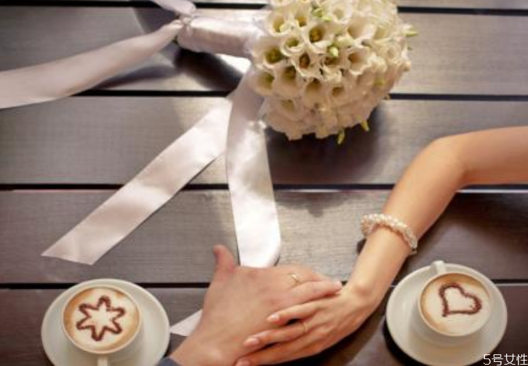 曖昧期斷聯(lián)后男生心態(tài) 斷聯(lián)之后男生怎么做說(shuō)明愛(ài)你 曖昧期斷聯(lián)后男生心態(tài) 斷聯(lián)之后男生怎么做說(shuō)明愛(ài)你