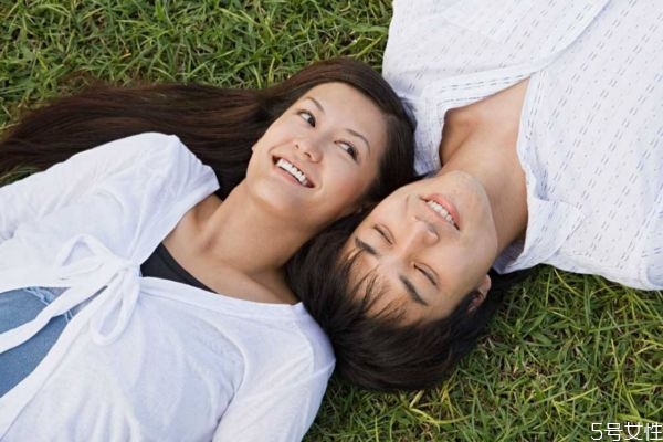 男生徹底放下后的表現(xiàn) 男人分手半個月的內(nèi)心 男生徹底放下后的表現(xiàn) 男人分手半個月的內(nèi)心