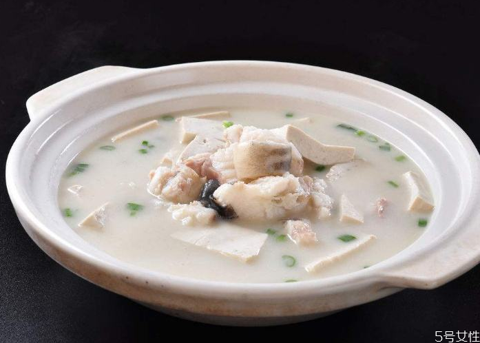 為什么魚湯有點(diǎn)苦 魚湯有點(diǎn)苦怎么辦 為什么魚湯有點(diǎn)苦 魚湯有點(diǎn)苦怎么辦