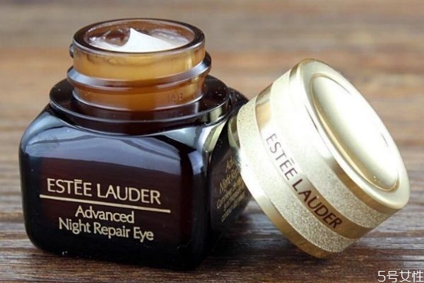 40歲以上用雅詩蘭黛哪個眼霜 雅詩蘭黛幾款眼霜區(qū)別 40歲以上用雅詩蘭黛哪個眼霜 雅詩蘭黛幾款眼霜區(qū)別