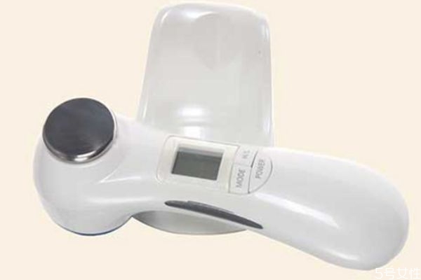 導(dǎo)入儀對皮膚好不好 導(dǎo)入儀對皮膚的危害 導(dǎo)入儀對皮膚好不好 導(dǎo)入儀對皮膚的危害