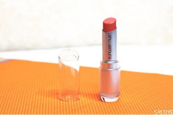 植村秀啞光口紅干嗎 植村秀適合素顏的口紅 植村秀啞光口紅干嗎 植村秀適合素顏的口紅