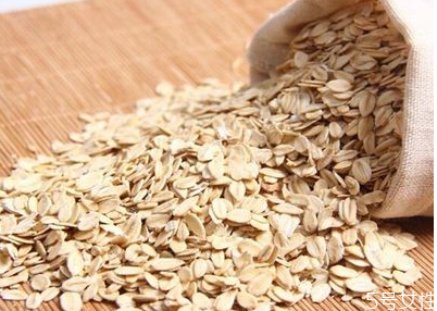 快熟燕麥片可以不煮嗎 快熟燕麥片最簡單的吃法 快熟燕麥片可以不煮嗎 快熟燕麥片最簡單的吃法