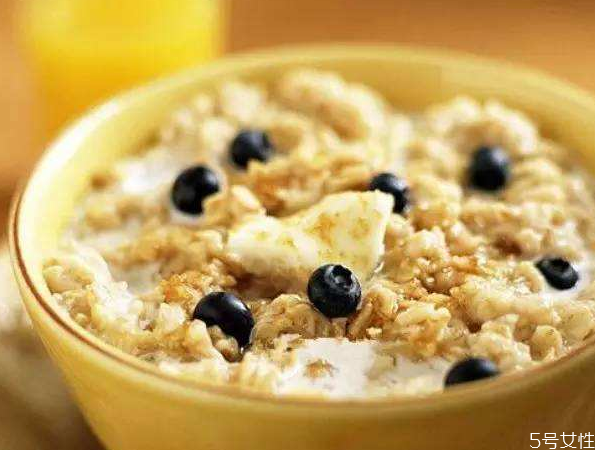 燕麥米怎么吃 燕麥米和燕麥片哪個好 燕麥米怎么吃 燕麥米和燕麥片哪個好